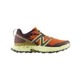 Tenis New Balance HIERRO V7 Trail Marrón Hombre