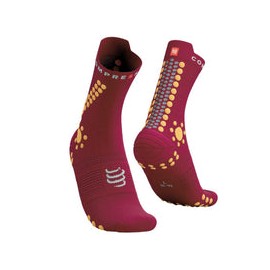 Calceta Compressport PRO RACING SOCKS V4 Trail Guindo